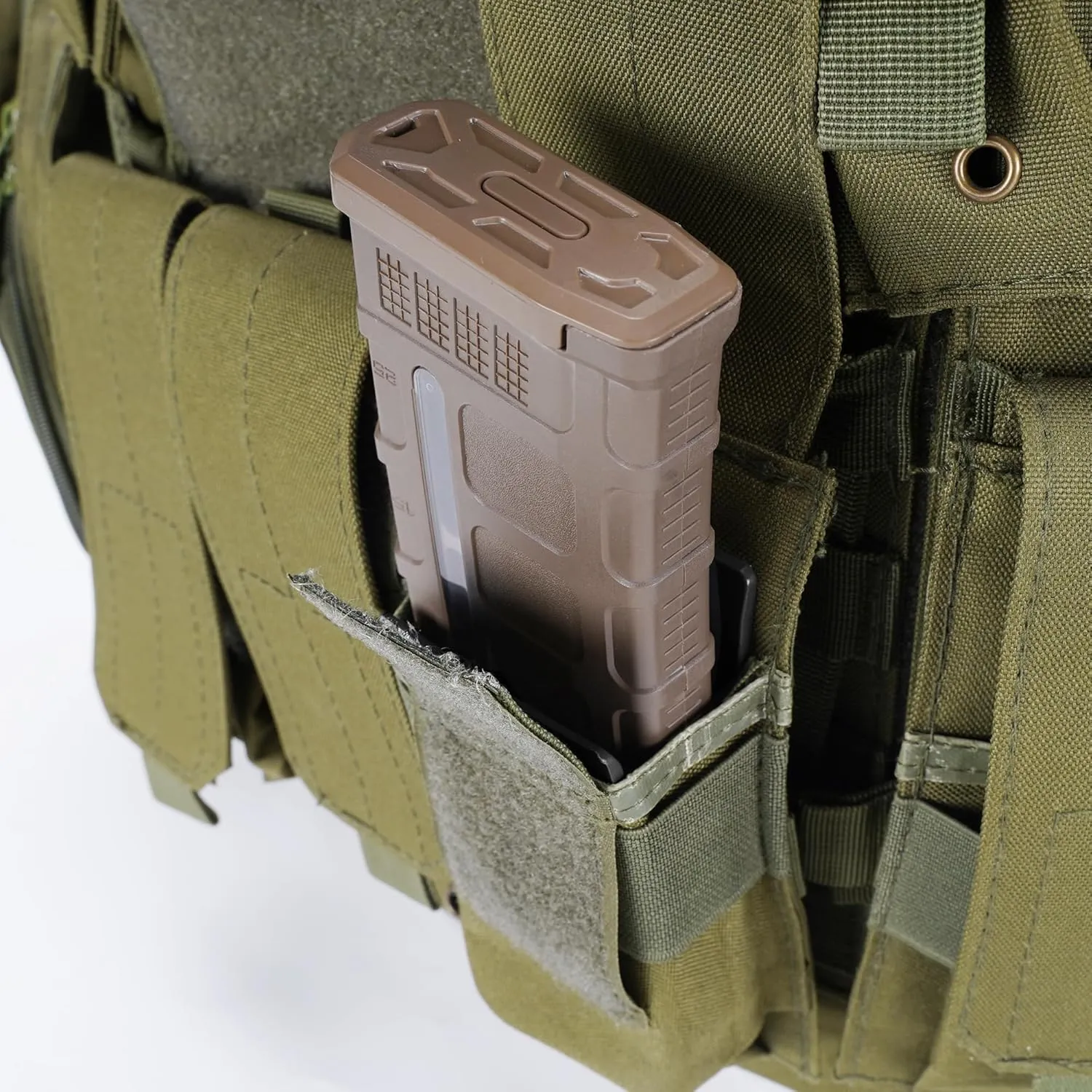 5.56 & 7.62 M4 Mag Holder Insert, Nylon Tactical Magazine Insert with Wedge Design for Secure Fit in Magazine Pouches, Durable Tactical Gear Accessory
