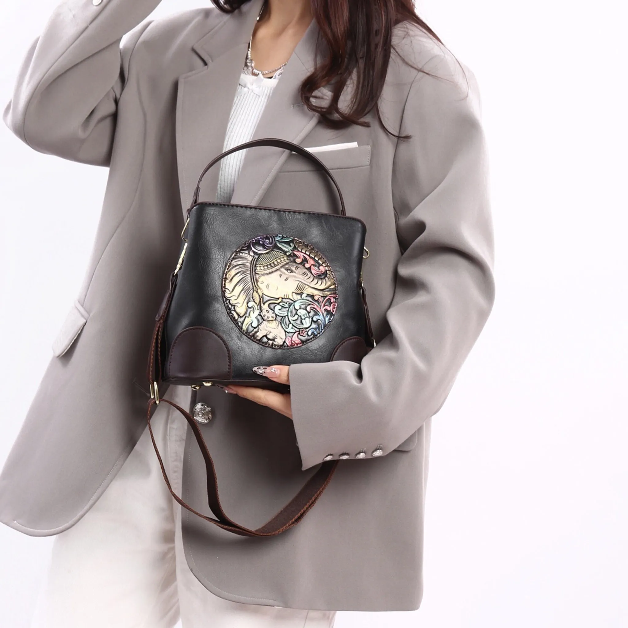 Black Tari Sling Bag