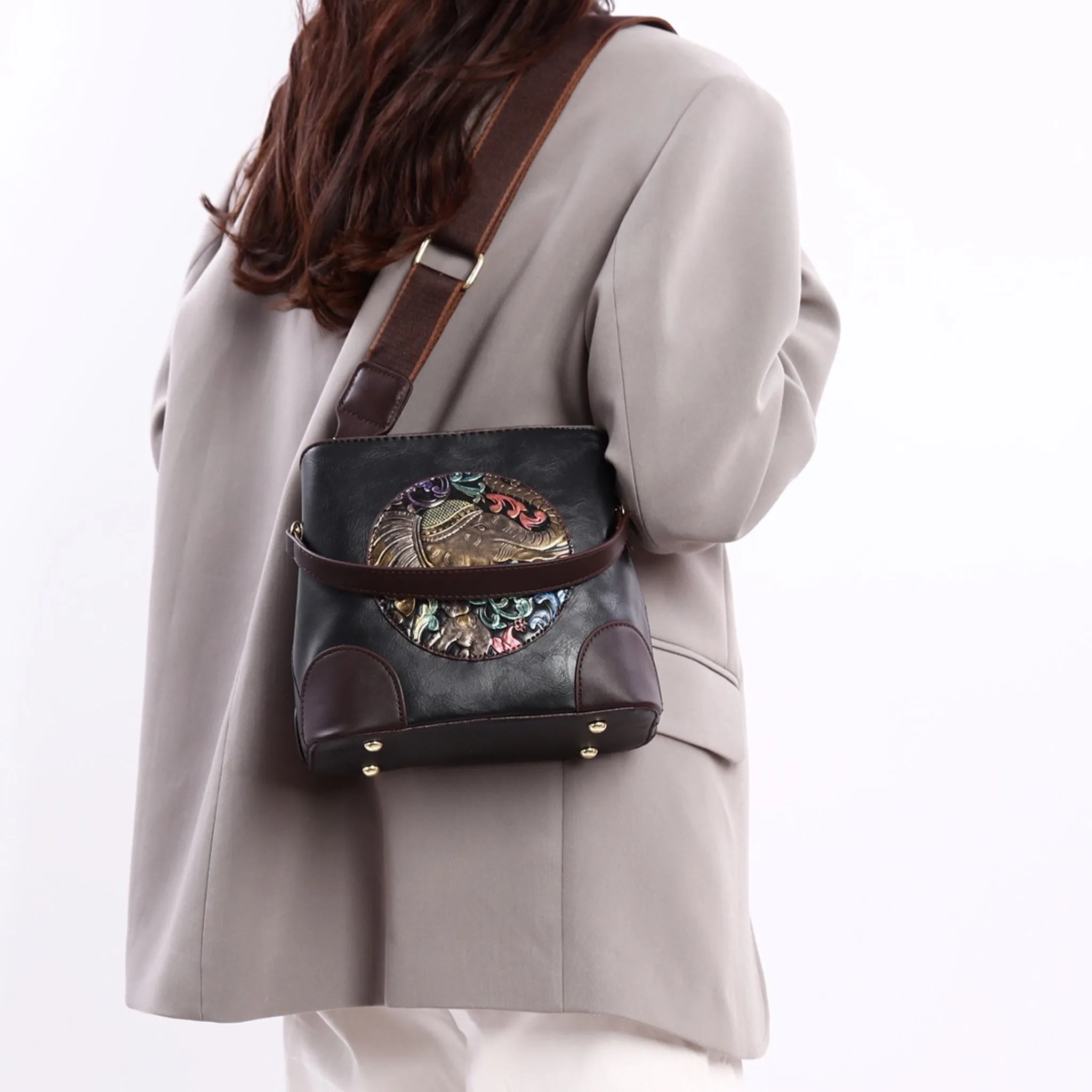 Black Tari Sling Bag