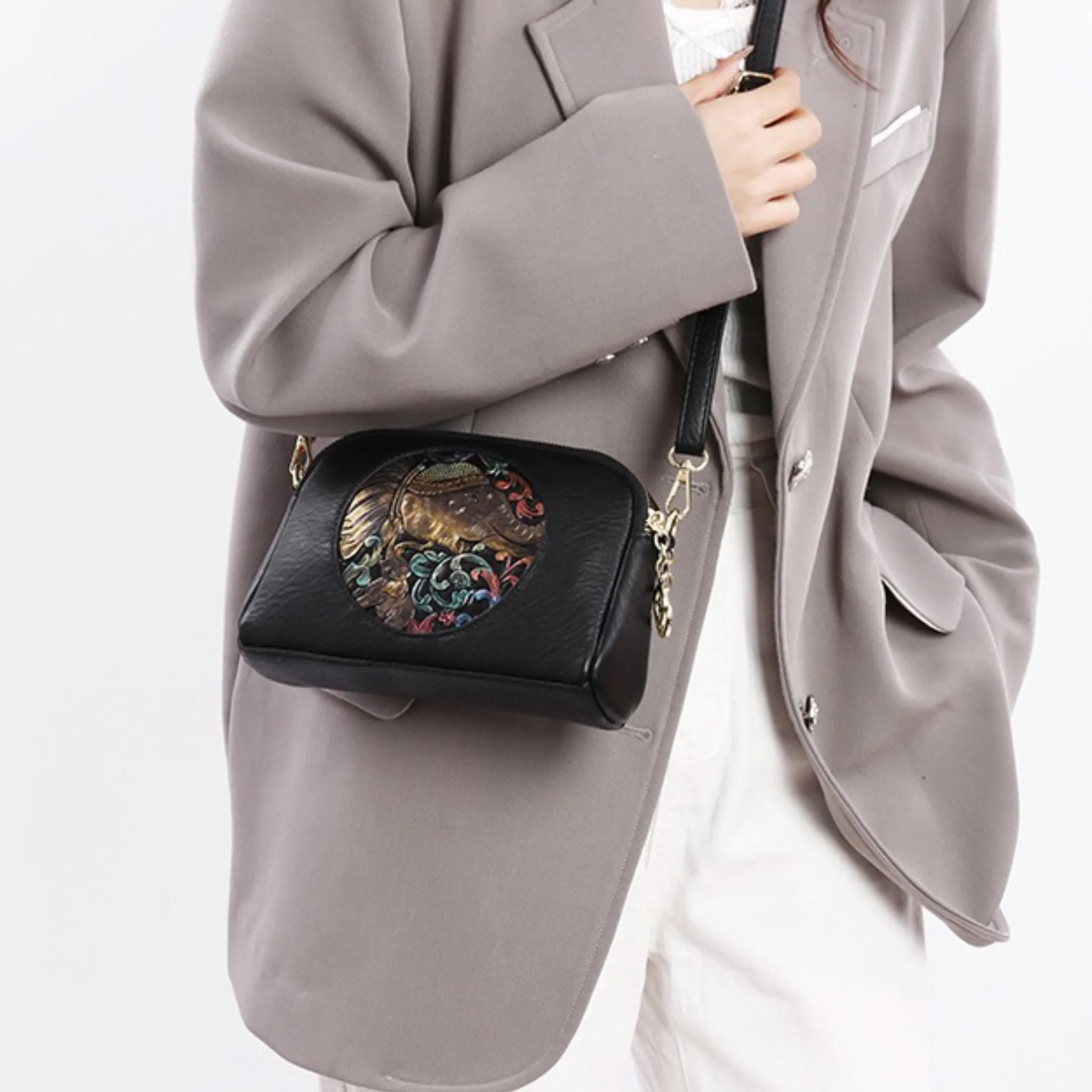 Black Tyro Sling Bag