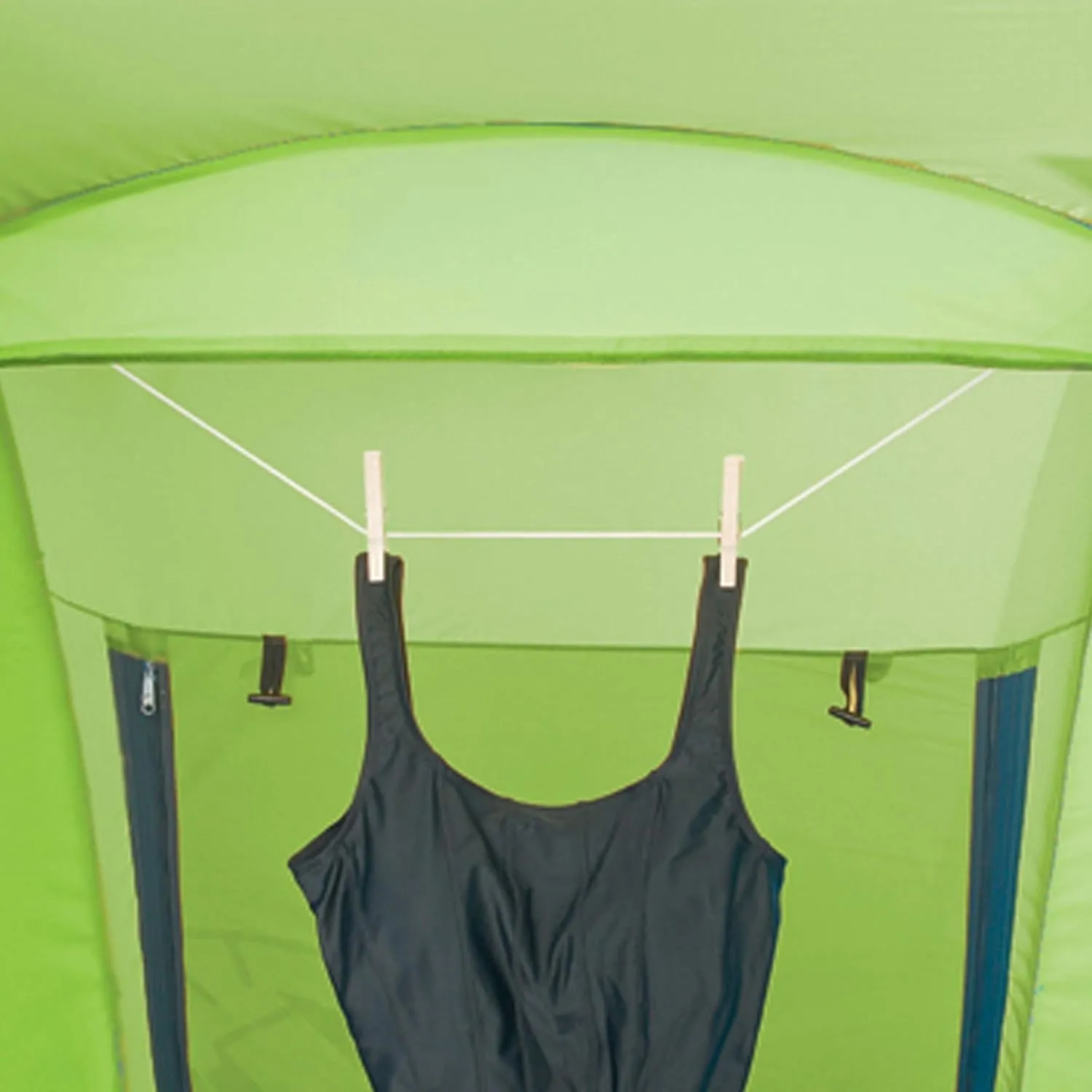 Coleman Beach Shade Canopy Tent, Lightweight & Portable Beach Shade Sets Up in 5 Minutes, UPF 50  Sun Protection Includes Sand Bags & Stakes to Withstand Wind, Great for Beach, Park, Yard, Picnics