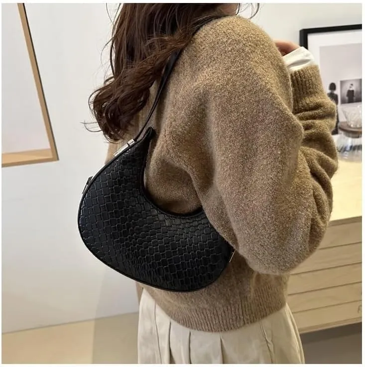 cross-body bag Braided Crescent Bag