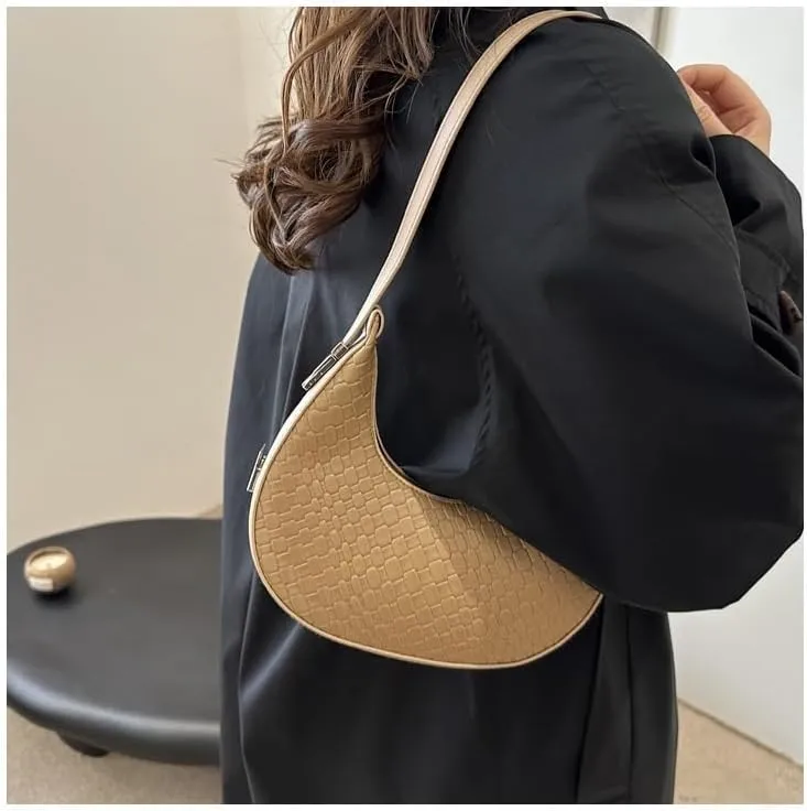 cross-body bag Braided Crescent Bag