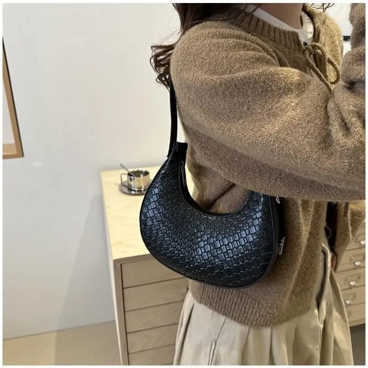 cross-body bag Braided Crescent Bag