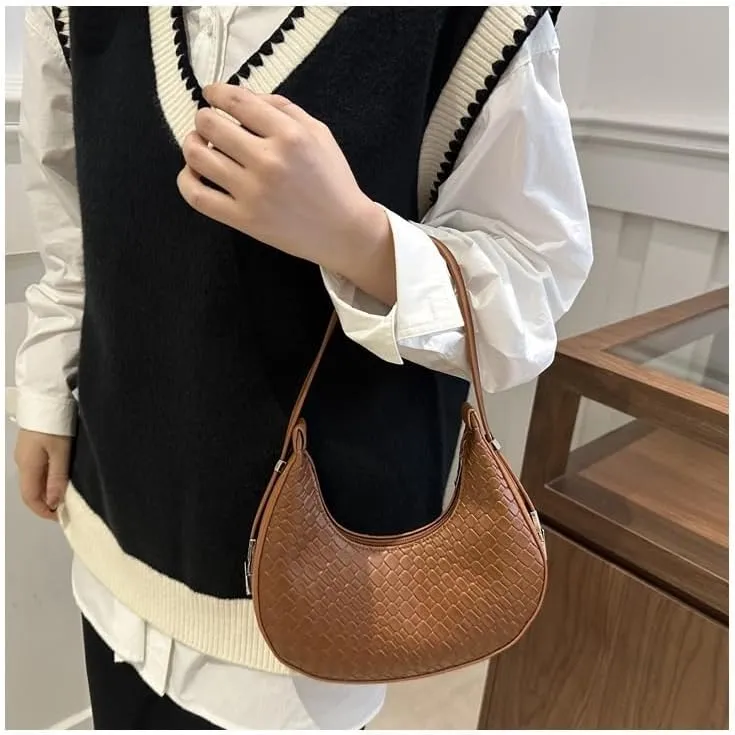 cross-body bag Braided Crescent Bag