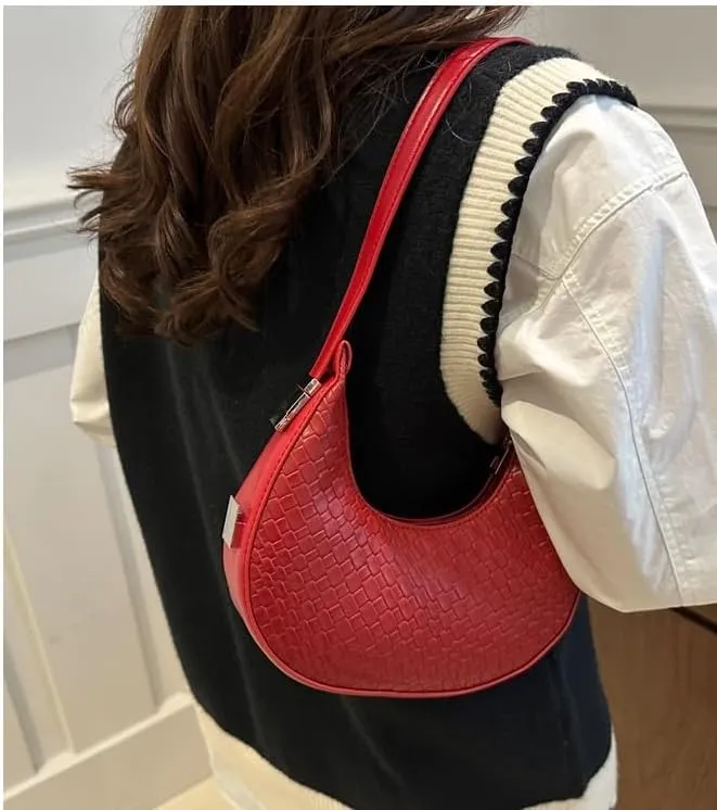 cross-body bag Braided Crescent Bag