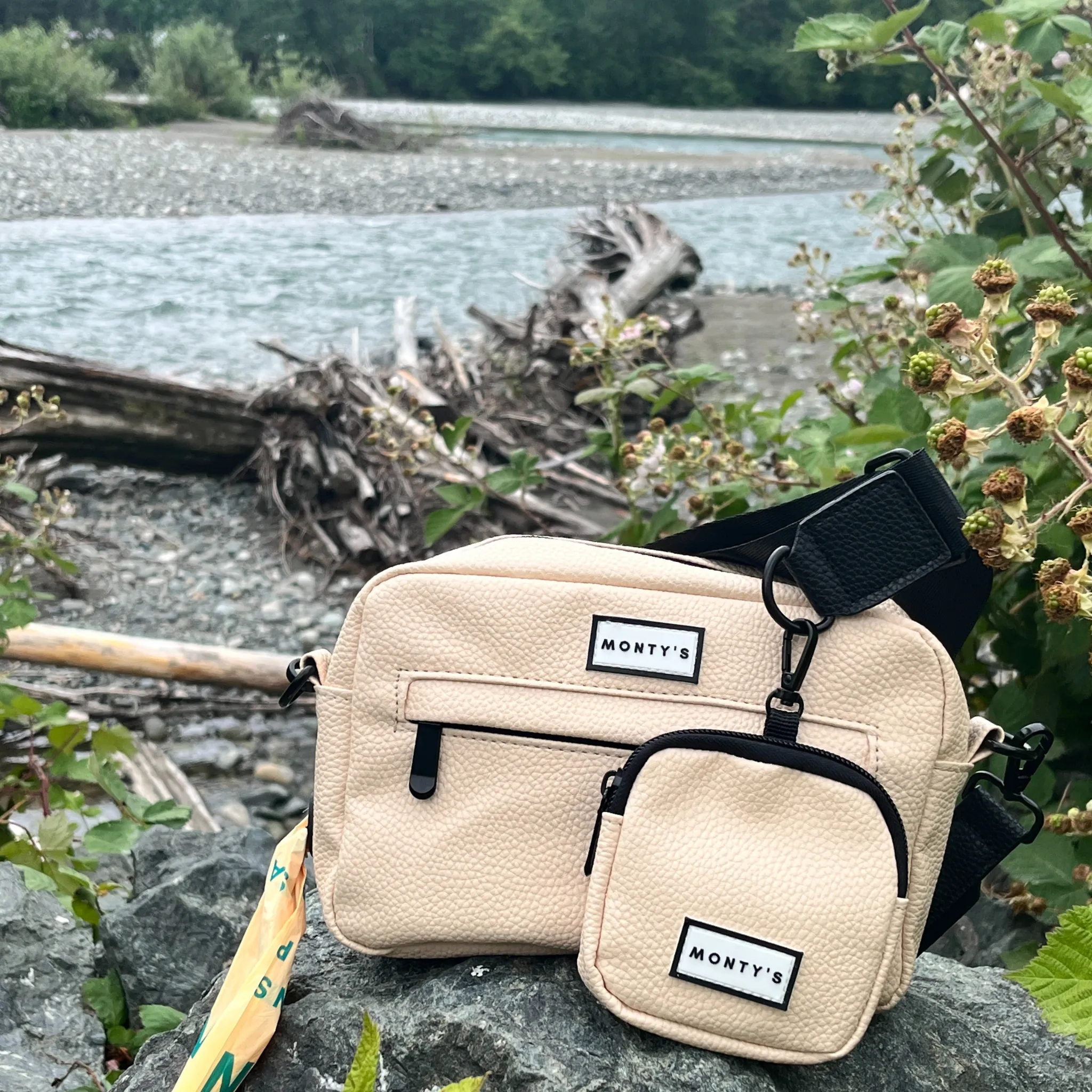 Dog Walking Crossbody Bag with Treat Pouch and Poop Bag Dispenser