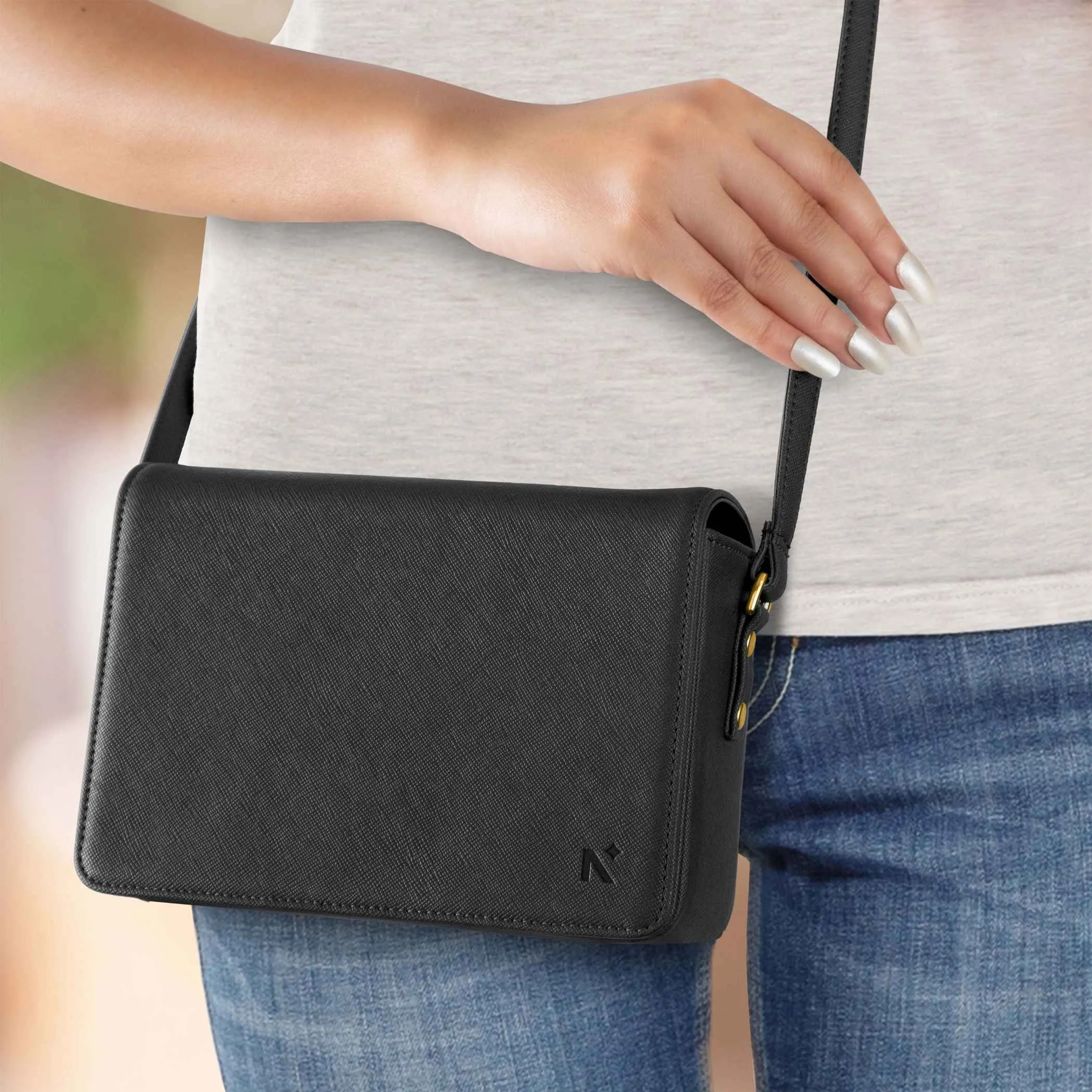 ELEANOR - BOX BAG