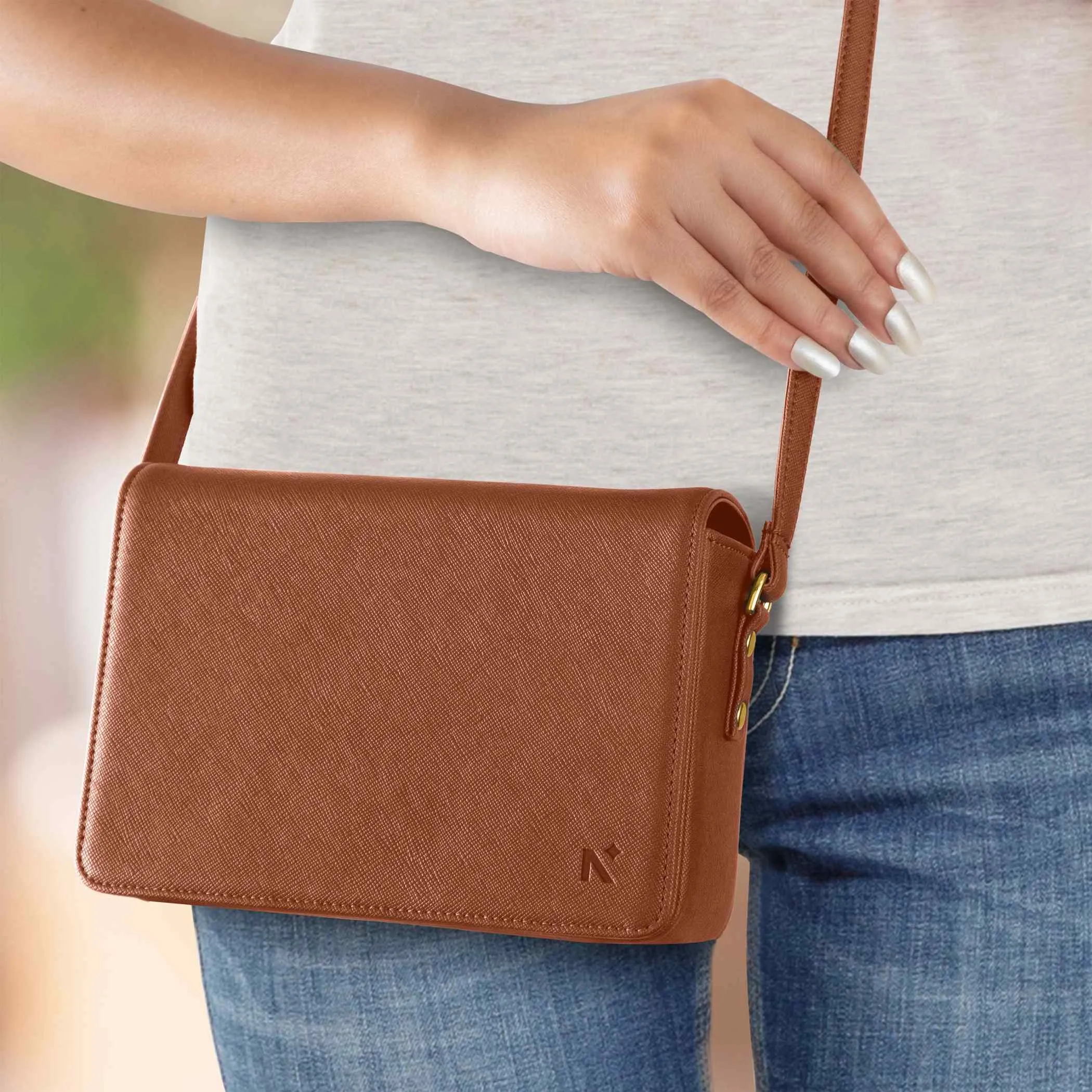 ELEANOR - BOX BAG