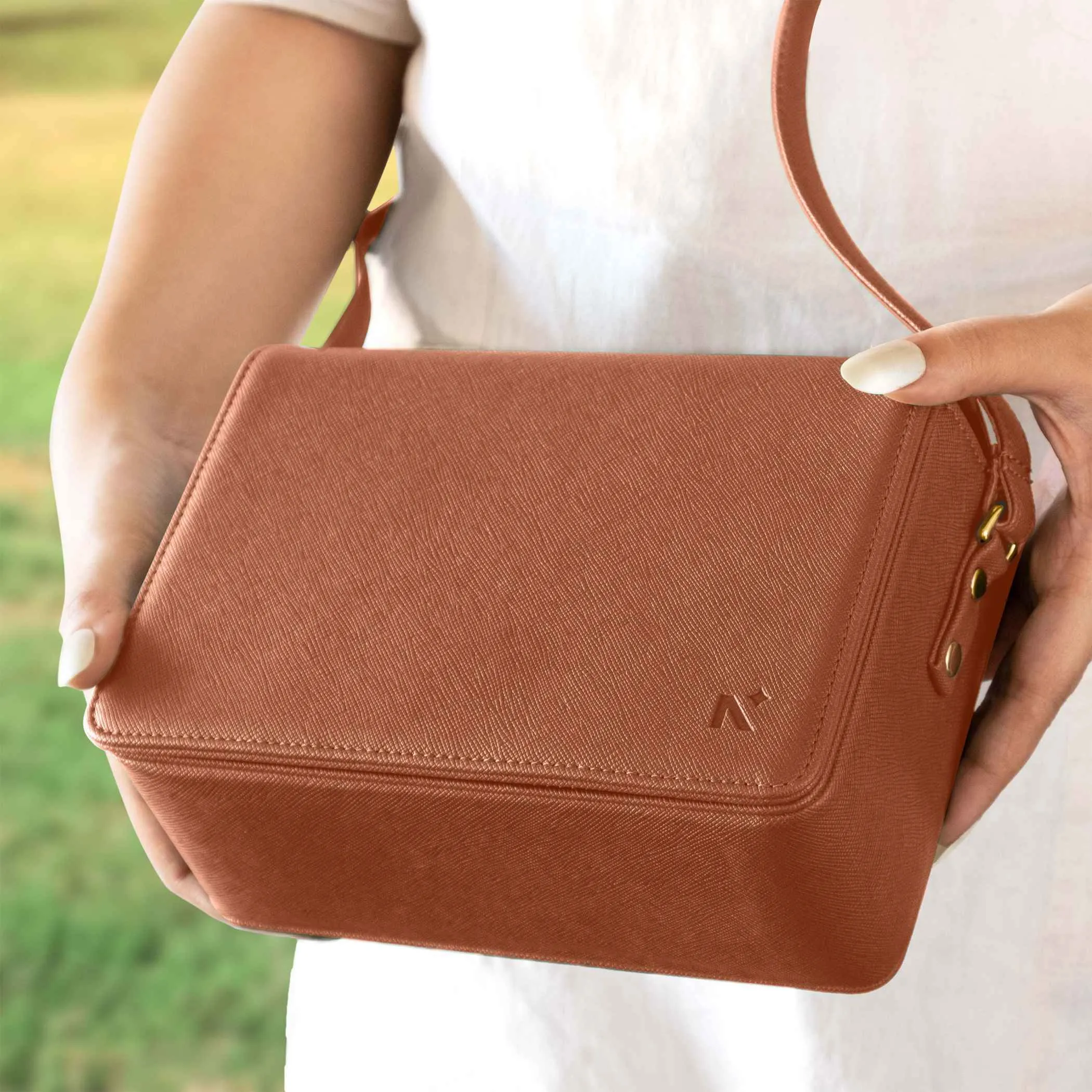 ELEANOR - BOX BAG