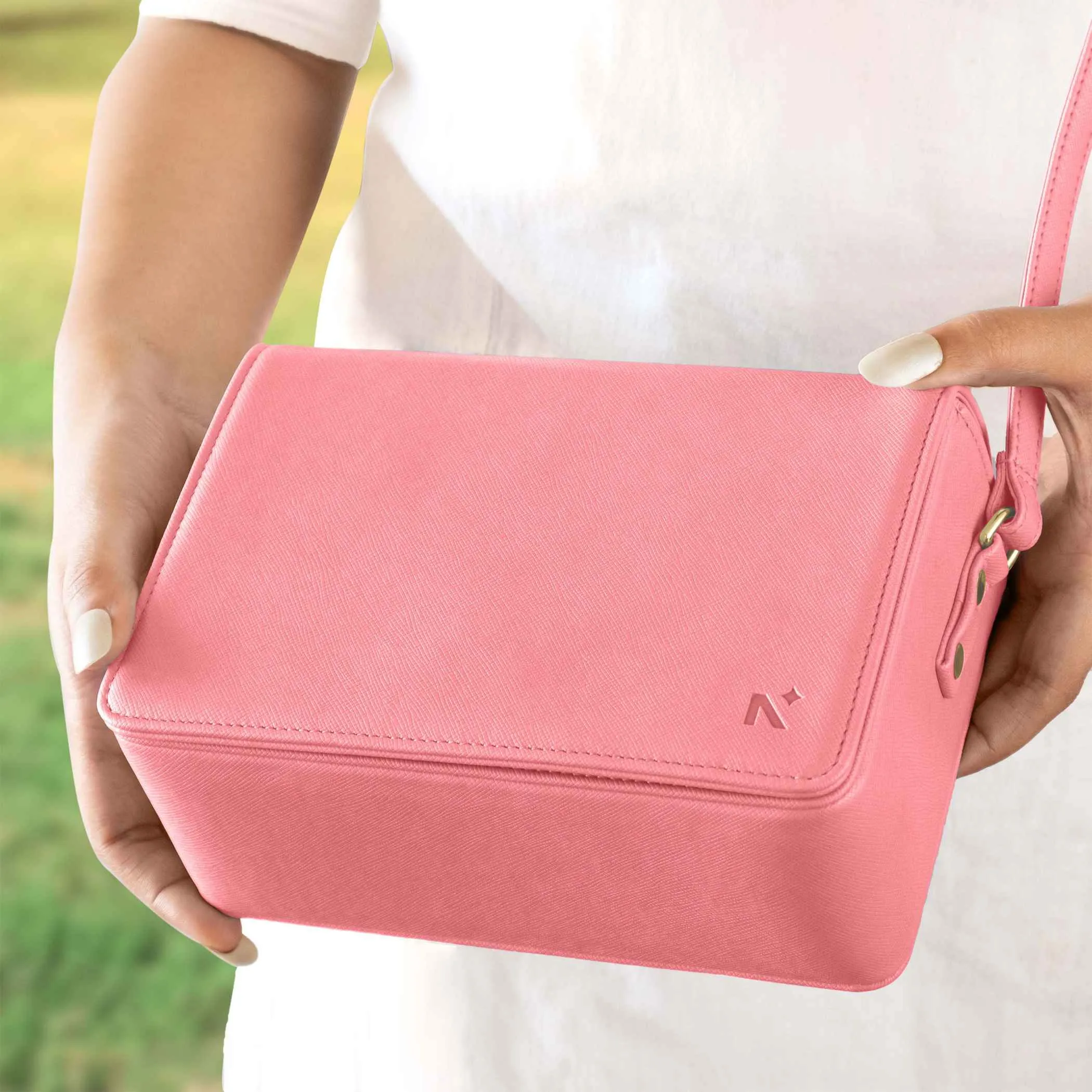 ELEANOR - BOX BAG