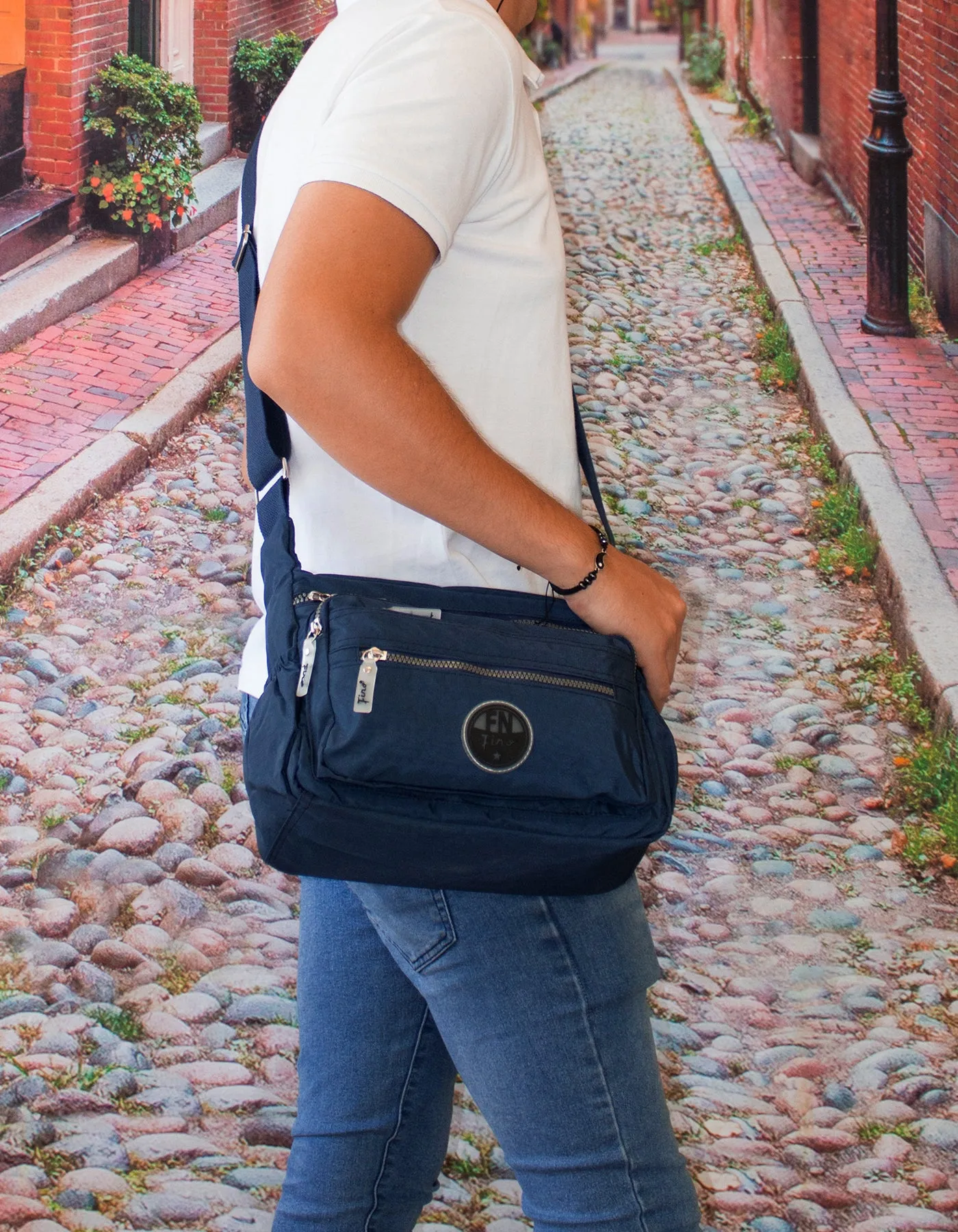 Fino SK-7738 Unisex Waterproof Ultra-Light Crinkle Nylon Crossbody Bag