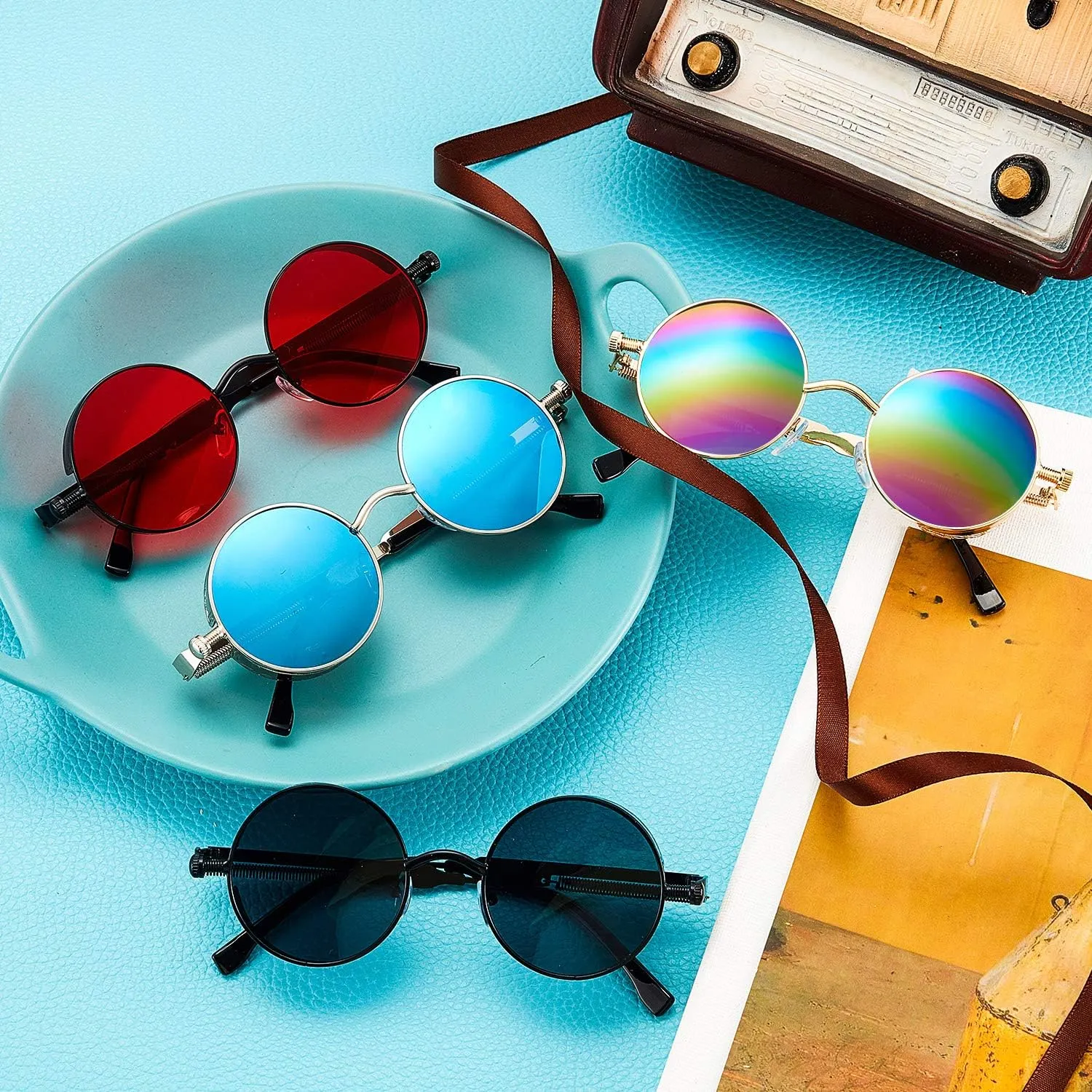 Frienda 4 Pieces Retro Steampunk Sunglasses Vintage Gothic Round Sunglasses Circle Steampunk Glasses for Christmas Women Men