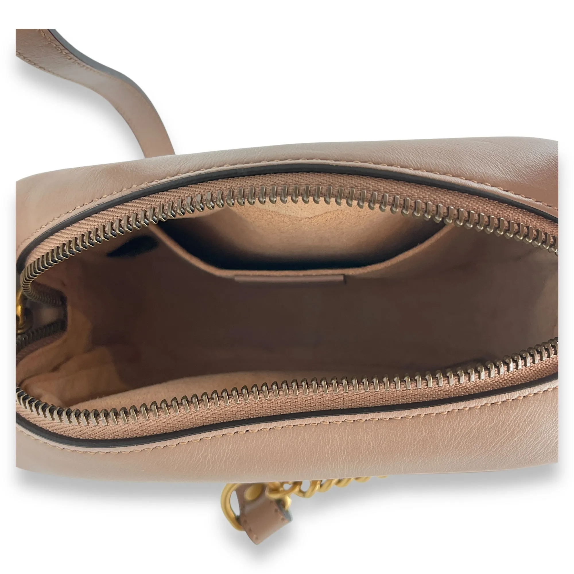 GG Marmont Mauve Crossbody Bag in Calfskin, Gold hardware