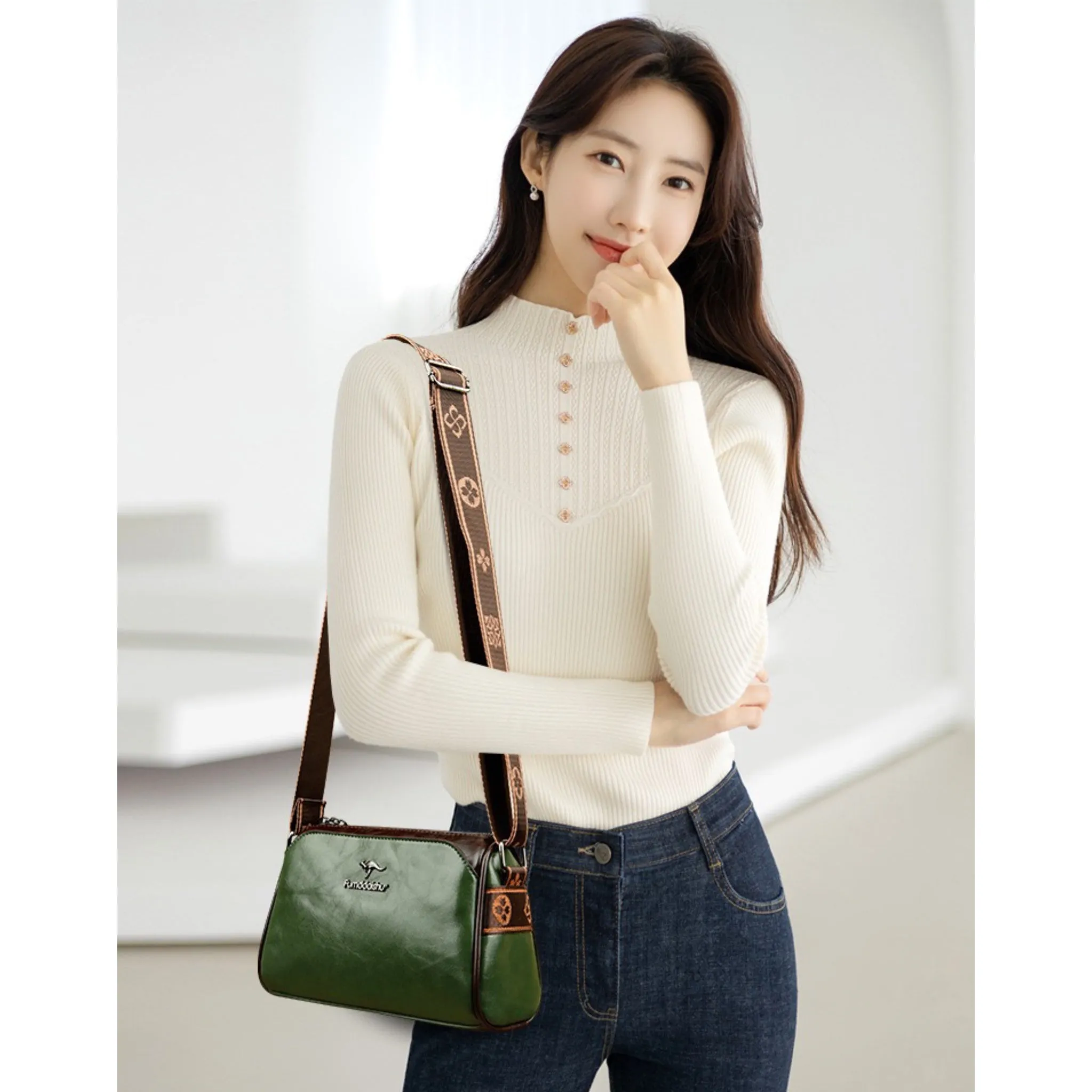 Green Mysa Sling Bag