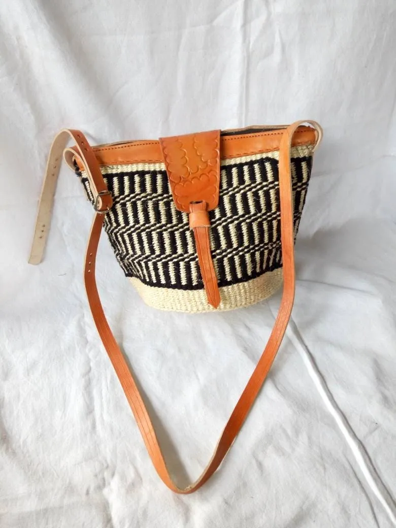 Handmade Woven Sisal Sling Bag - Boho Eco-Friendly Crossbody Bag | Sustainable Natural Fiber Purse | African Artisan Handcrafted Bag