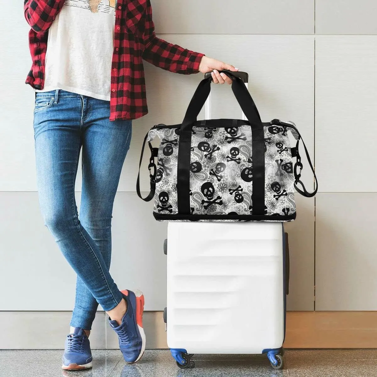 MNSRUU Travel Duffel Tote Bag Skulls Black Grey Paisley Sports Duffel Bag with Wet Pocket Weekender Overnight Bag for Women Men Gym Bag, Carry On Bag Hospital Bag for Labor & Delivery