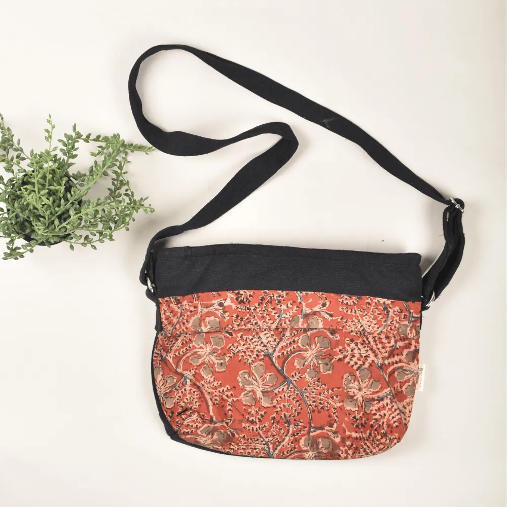 Multi Pocket Canvas Purse With Red Kalamkari Fabric