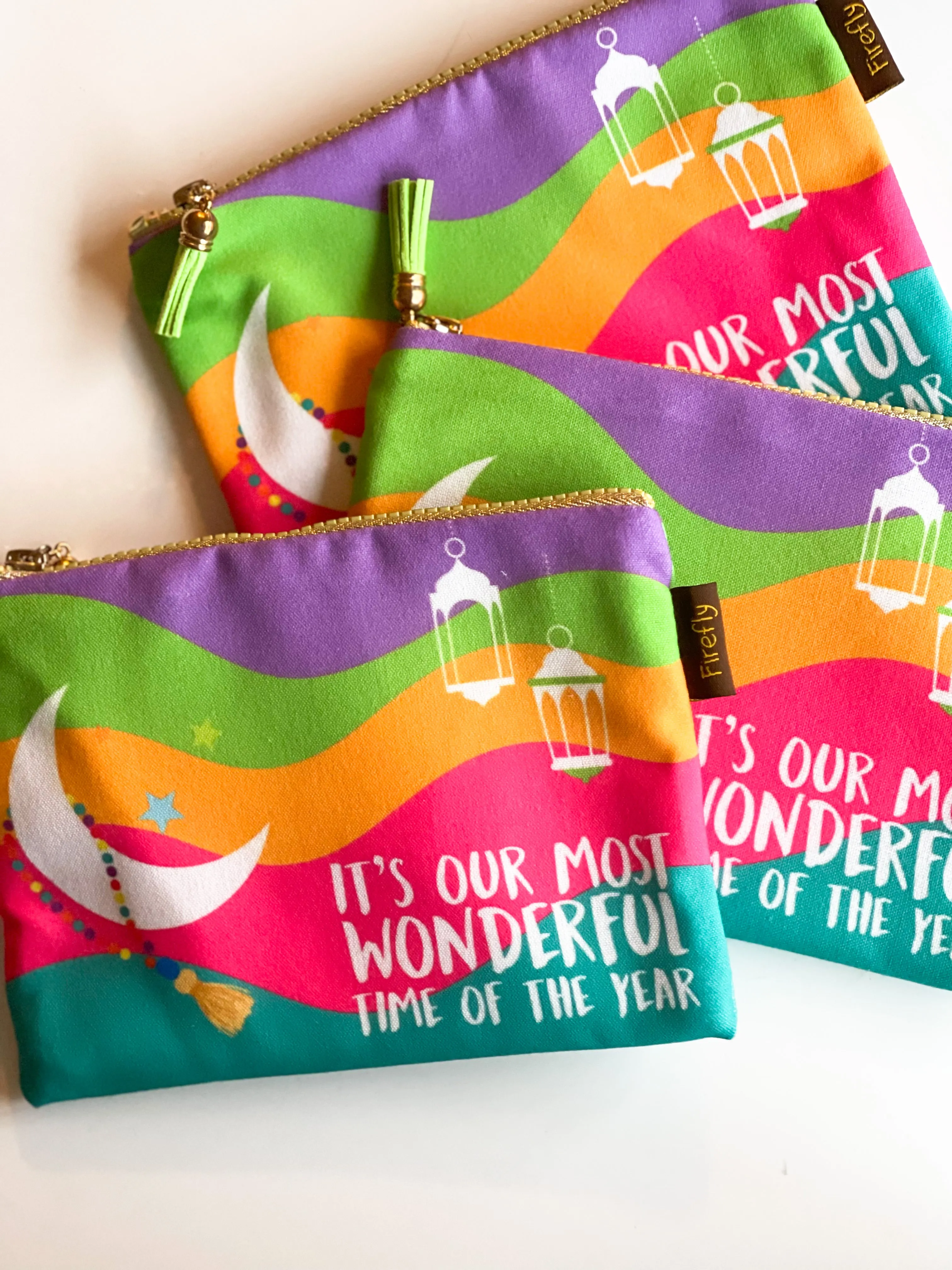 NEW! Pack of 5 zippered pouches