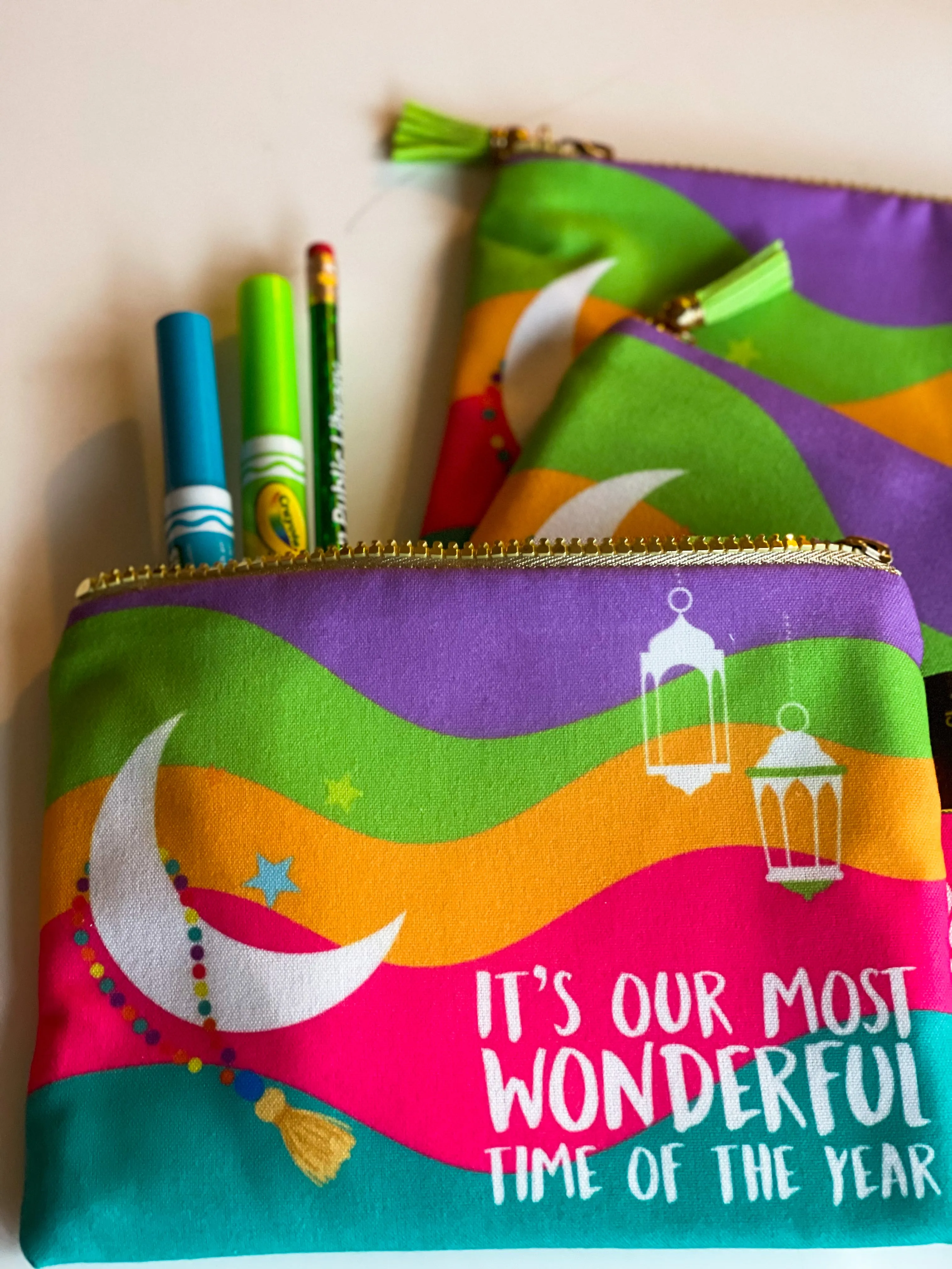 NEW! Pack of 5 zippered pouches