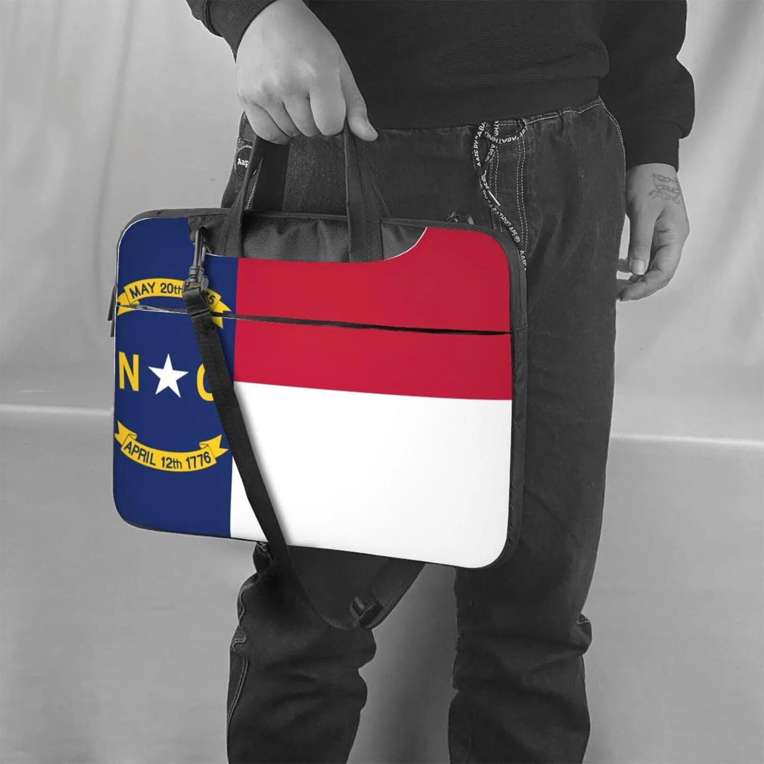 North Carolina State Flag Print Laptop Adjustable Shoulder Strap With Handle Accessory Pocket For Men Women