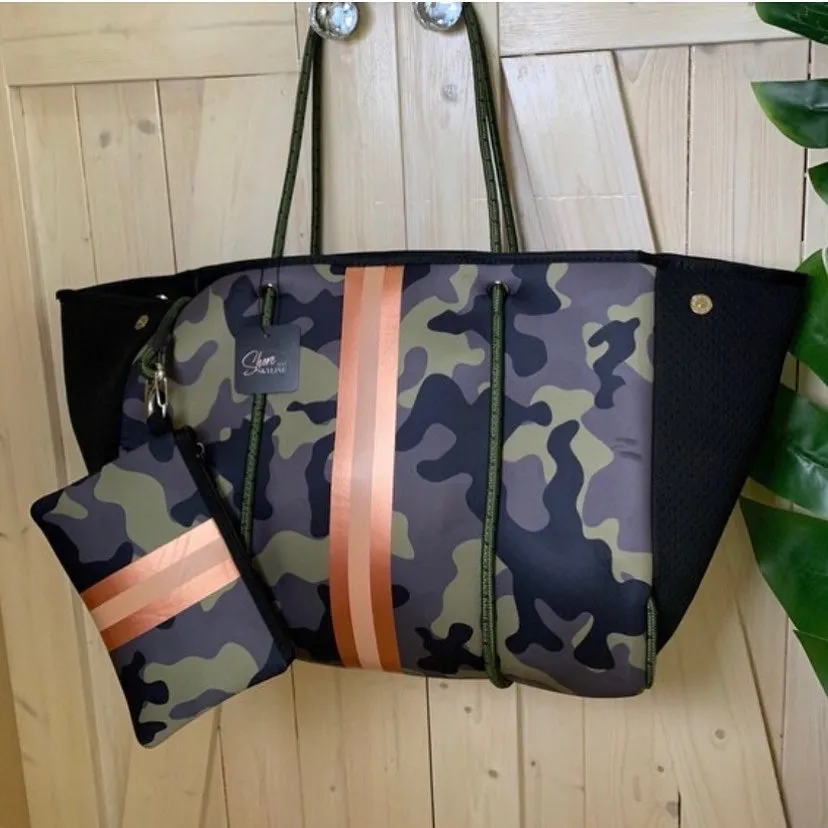 nwt Camo Luxe Rose 2.0 Neoprene Tote Bag   luminous metallic ROSE GOLD stripes w added top zip closure women light purse waterproof ShoreAndSkyline Shore and Skyline
