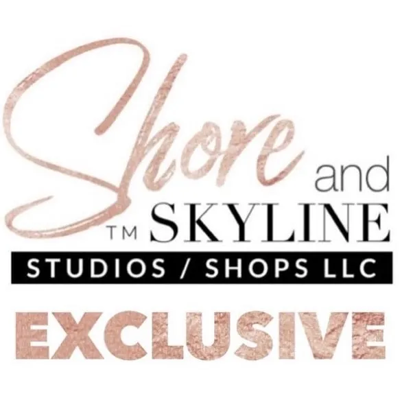 nwt Camo Luxe Rose 2.0 Neoprene Tote Bag   luminous metallic ROSE GOLD stripes w added top zip closure women light purse waterproof ShoreAndSkyline Shore and Skyline