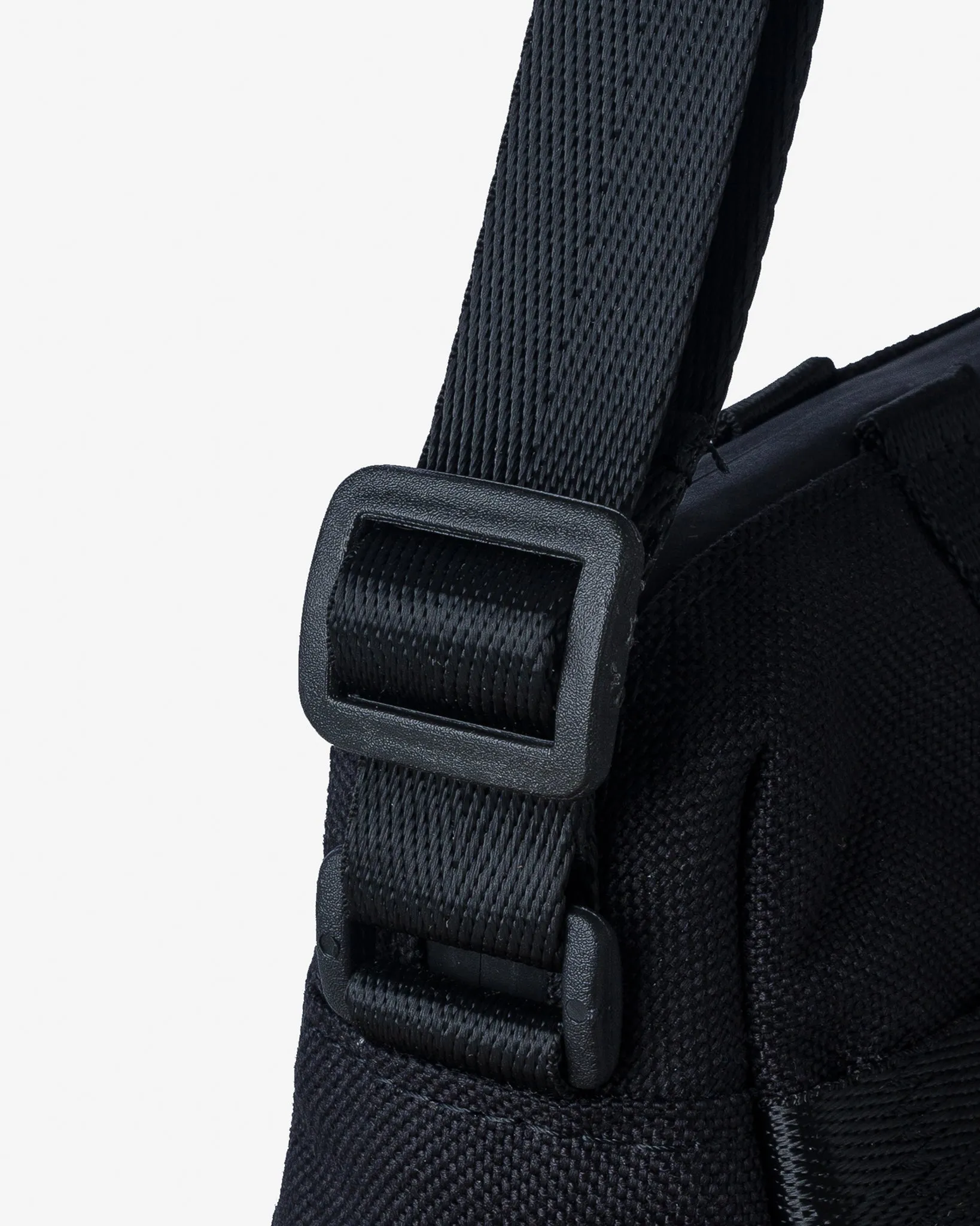 OGL Originale Tech Material Sling Bag - Black