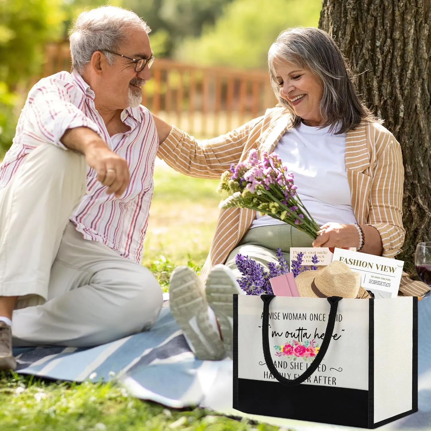 Retirement Gifts for Woman 2025, Retired Gifts for Friends Bestie Boss Nurse Teachers Retirees, Farewell Going Away Present for Coworkers, Happy Retirement Gift for Her, Funny Retired Tote Bag