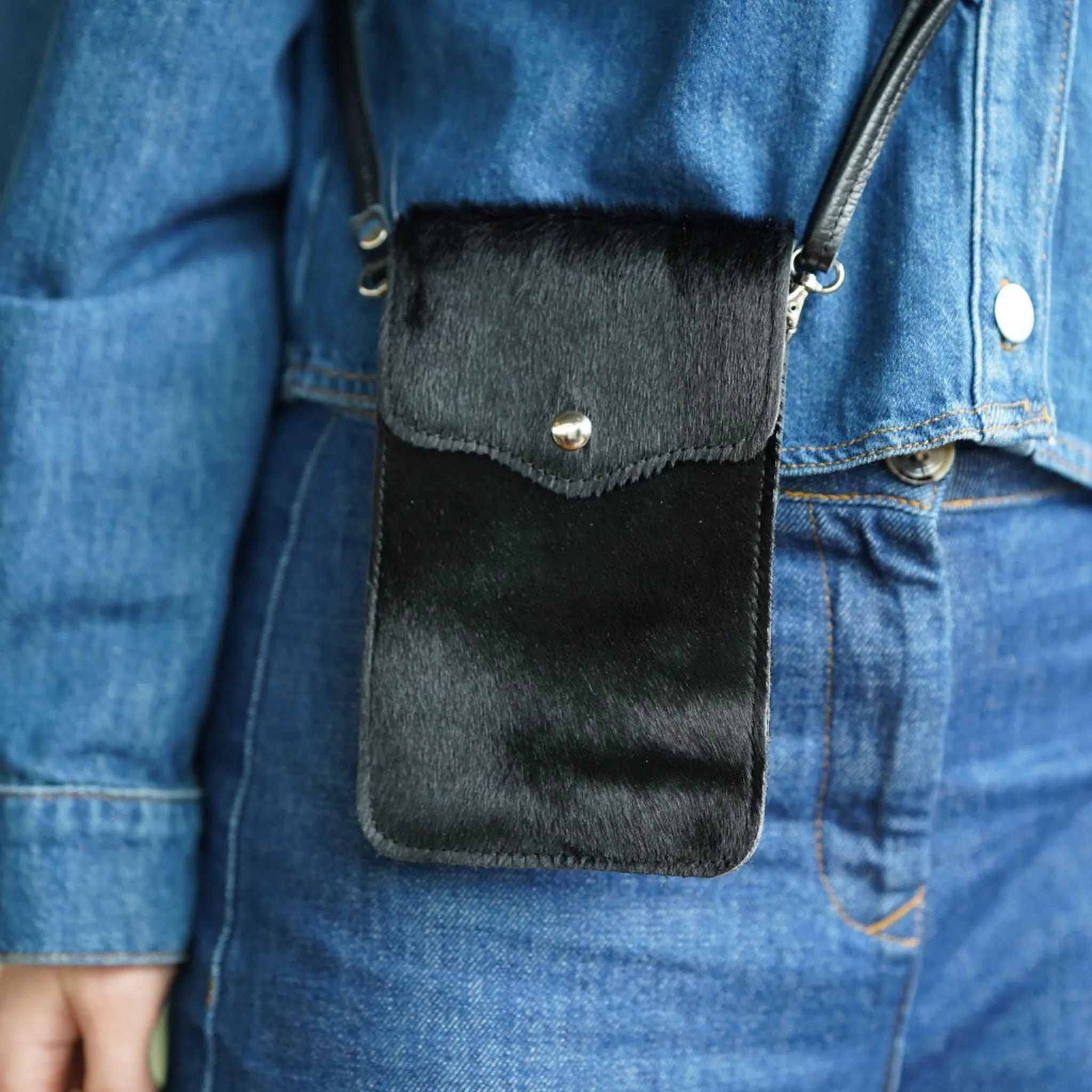 The Leather Cross Body Mobile Phone Bag (Animal print)