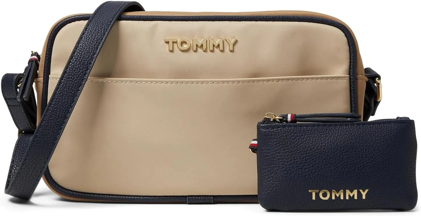 Tommy Hilfiger Anastasia Ii Camera Crossbody W/Hangoff
