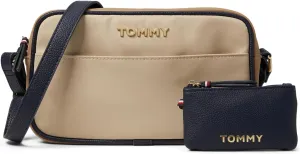 Tommy Hilfiger Anastasia Ii Camera Crossbody W/Hangoff