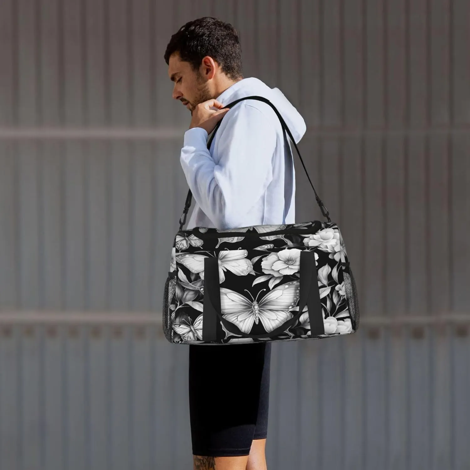 Travel Duffel Bag For Men Women, Flora Butterflies Pattern Carry On Sport Gym Bag With Shoulder Strap Lightweight Waterproof Weekender Bag Overnight Bag