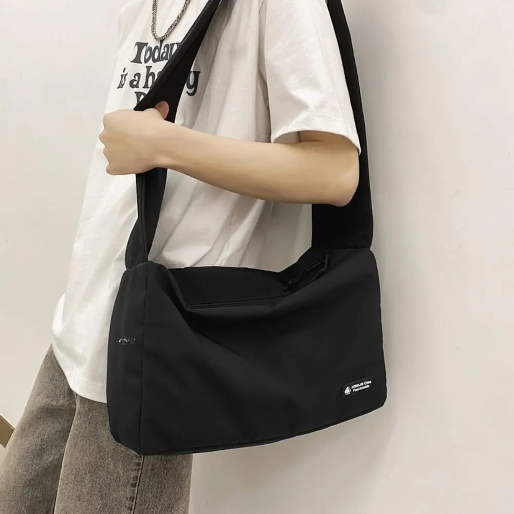 Waterproof Nylon Crossbody Bag Large Capacity Shoulder Bag Travel Bag for Women and Man Sport Bag, Good for Outdoor